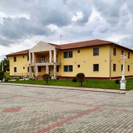Ligetalja Termal Hotel Peneszlek Екстер'єр фото