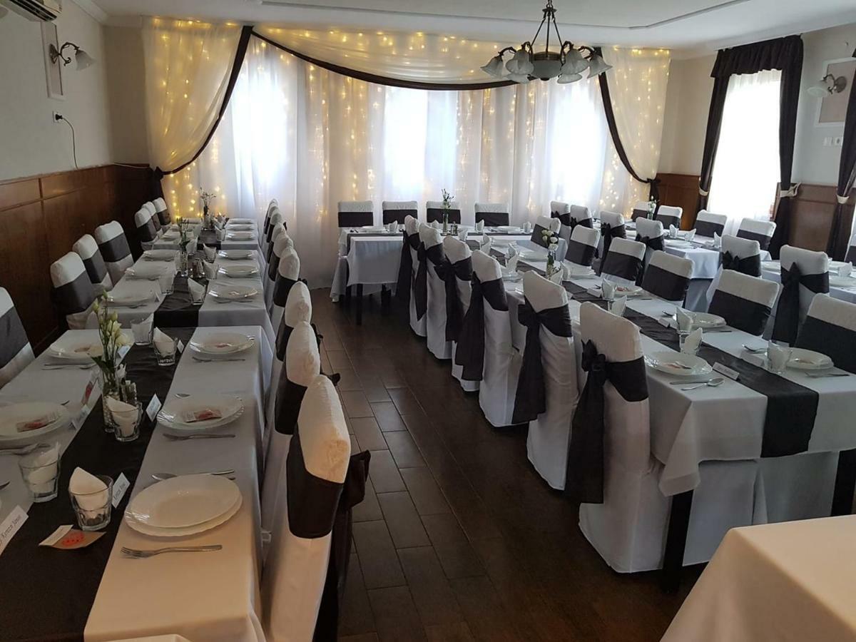 Ligetalja Termal Hotel Peneszlek Екстер'єр фото
