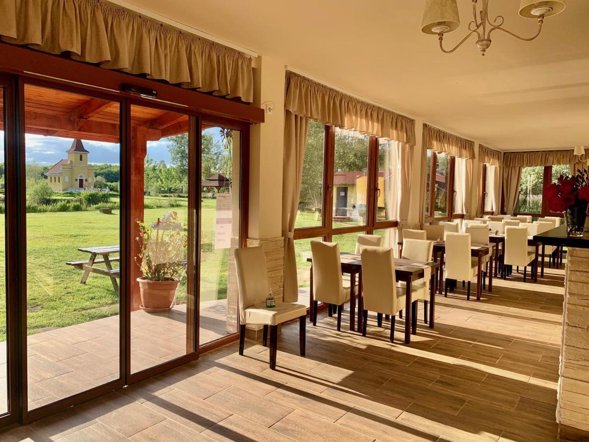 Ligetalja Termal Hotel Peneszlek Екстер'єр фото